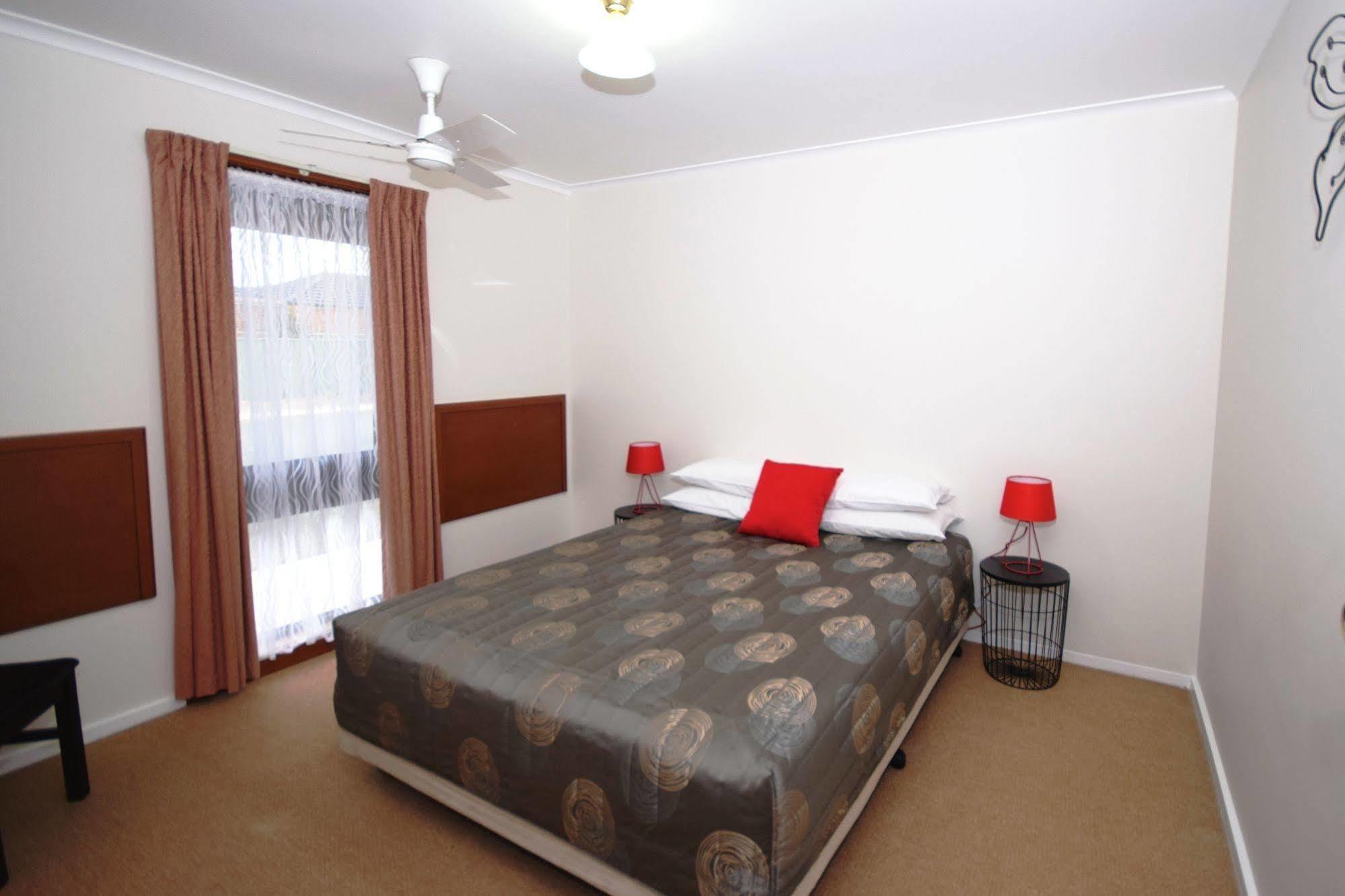 River Country Inn (Adults Only) Моама Екстер'єр фото